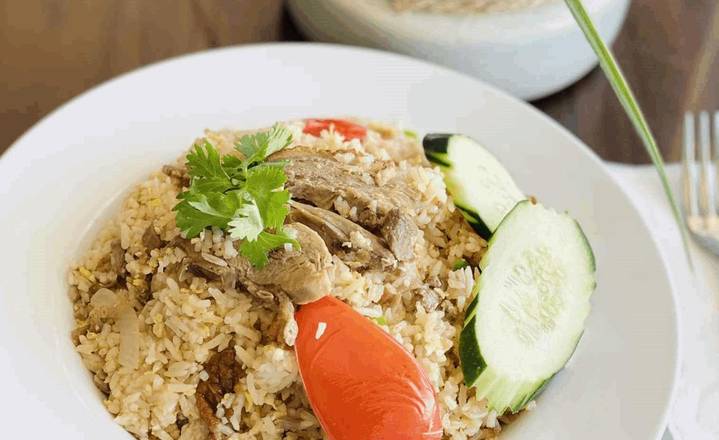 Order Roasted Duck Fried Rice food online from Siam Spoon store, South San Francisco on bringmethat.com