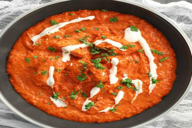 Order Butter Chicken food online from Bowl O Biryani store, Downers Grove on bringmethat.com
