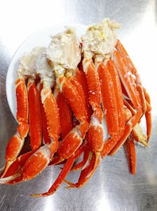 Order Snow Crab Legs food online from A+ Wings store, Conyers on bringmethat.com