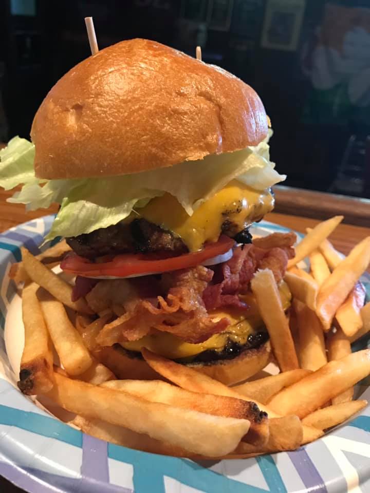 Order Bacon Cheeseburger food online from Knotty Pine Cafe store, Toledo on bringmethat.com