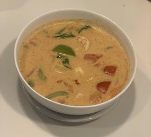 Order Pineapple Shrimp Curry food online from Chillin Thai Cuisine store, El Monte on bringmethat.com