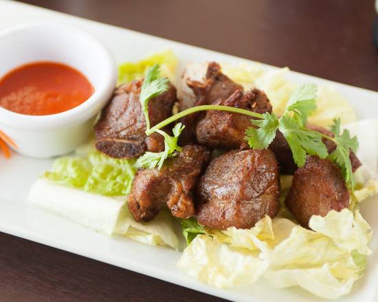 Order Crispy Pork Ribs food online from Thai Dishes store, Los Angeles on bringmethat.com