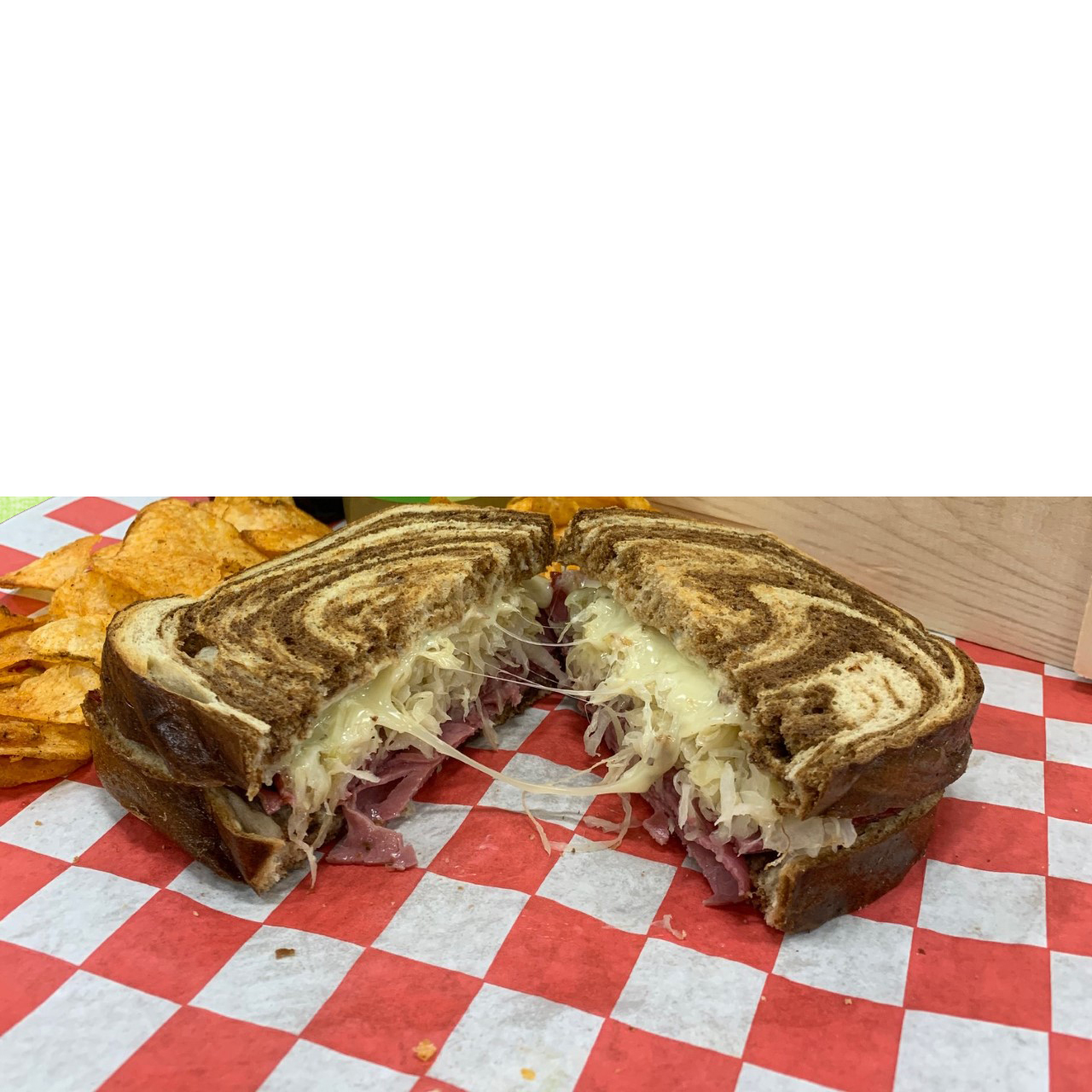 Order House Reuben food online from Mousehouse Cheesehaus store, Windsor on bringmethat.com