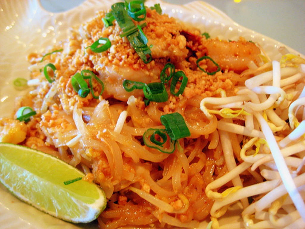 Order 43. Pad Thai food online from Sea Thai store, Seattle on bringmethat.com