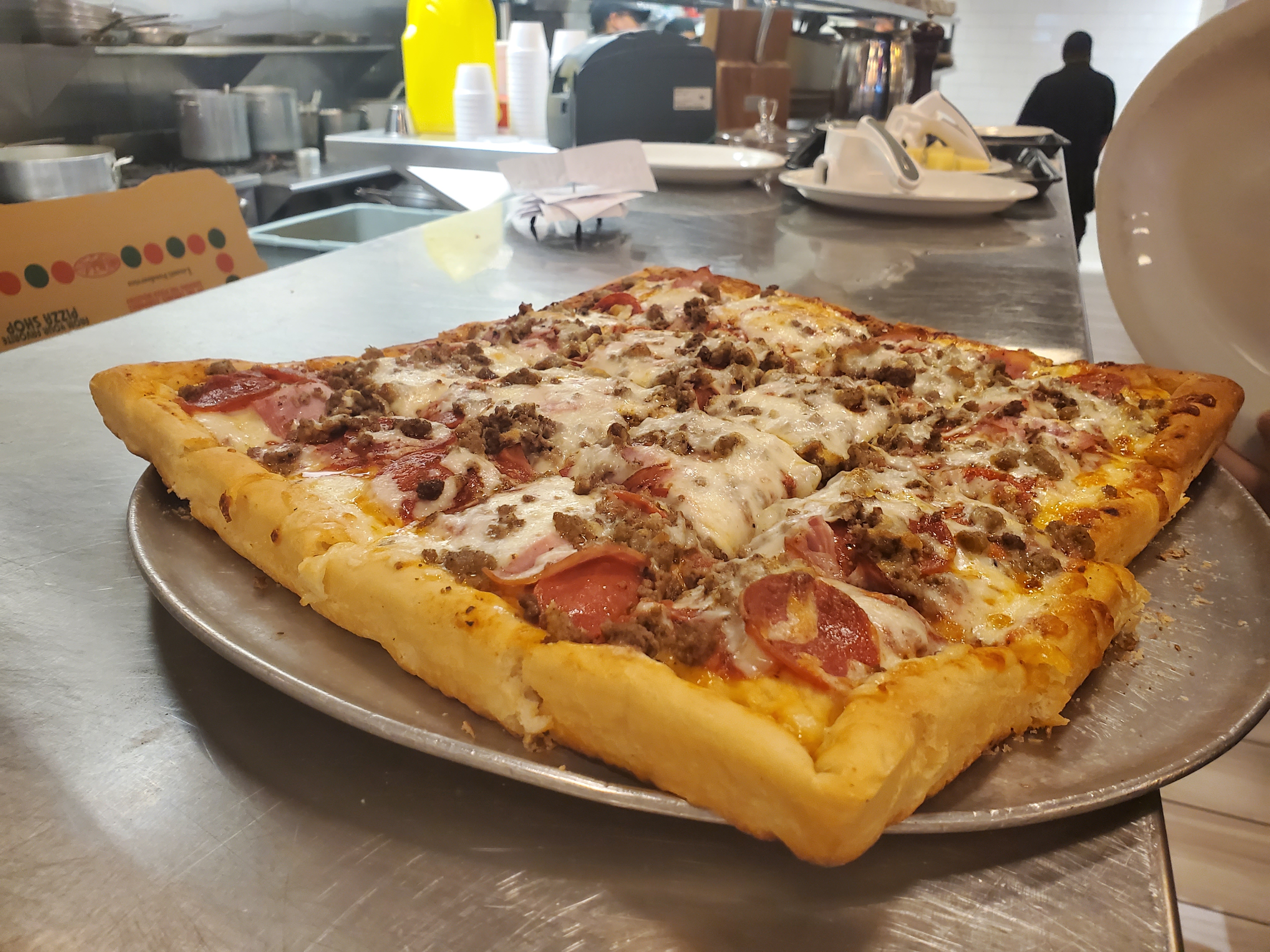 Order Sicilian Meat Pizza food online from Italiano store, Pearland on bringmethat.com