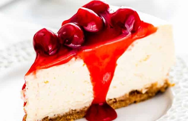 Order Strawberry Cheesecake food online from Scala Pizza store, Mount Vernon on bringmethat.com