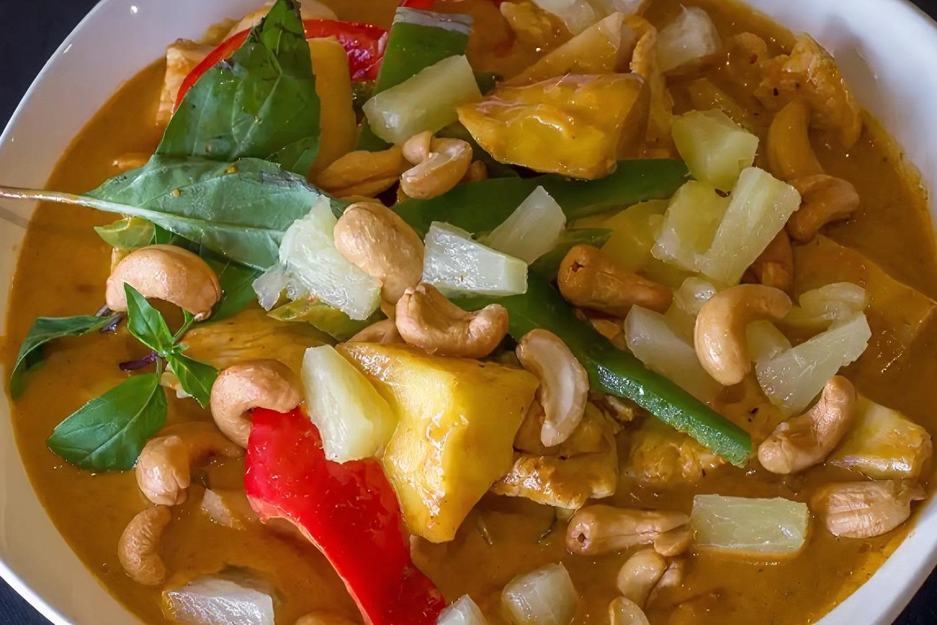 Order  - 68 - PINEAPPLE CURRY food online from Thaibodia store, Campbell on bringmethat.com