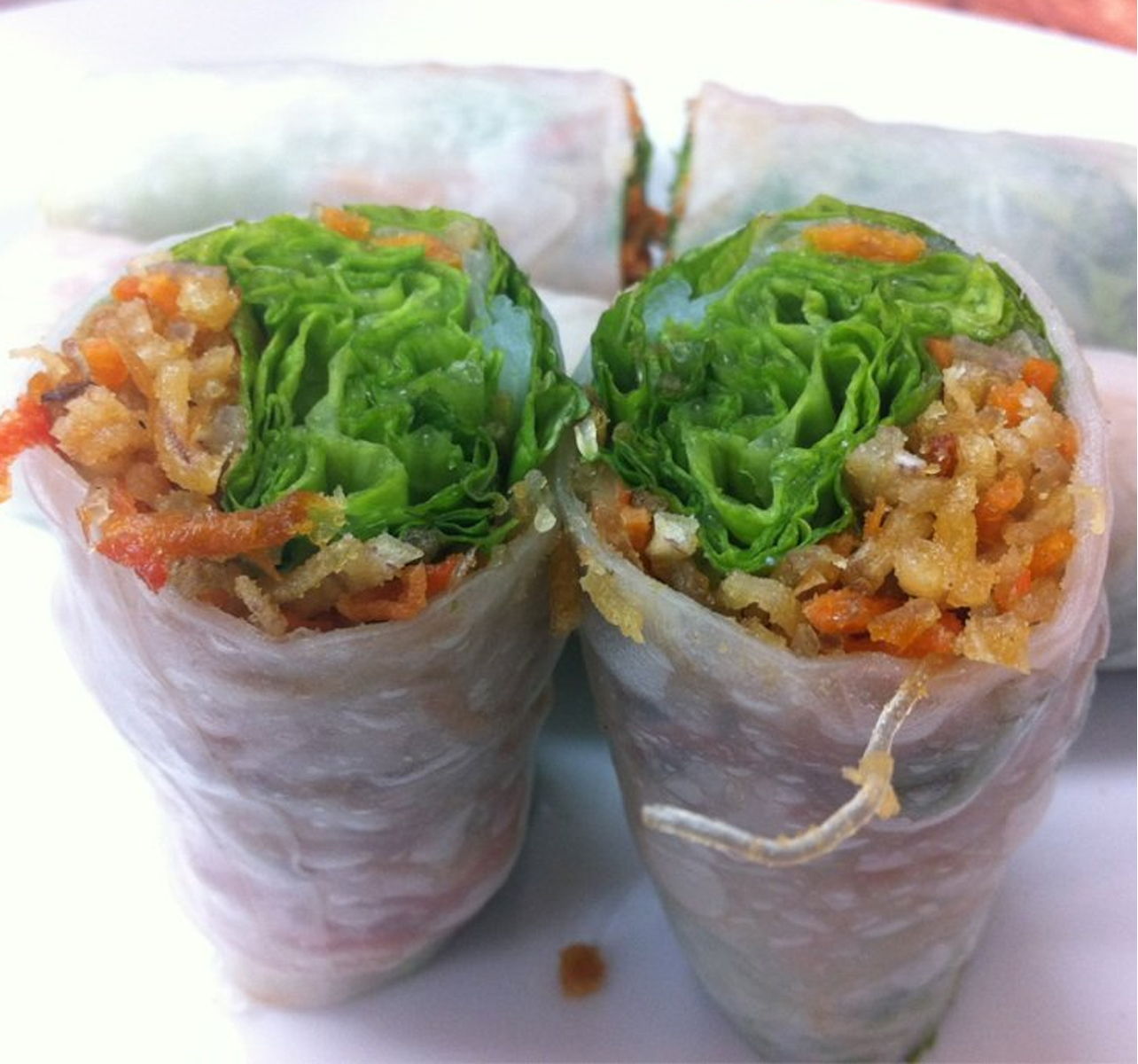 Order Veggie Spring Rolls food online from Lees Sandwiches store, Van Nuys on bringmethat.com