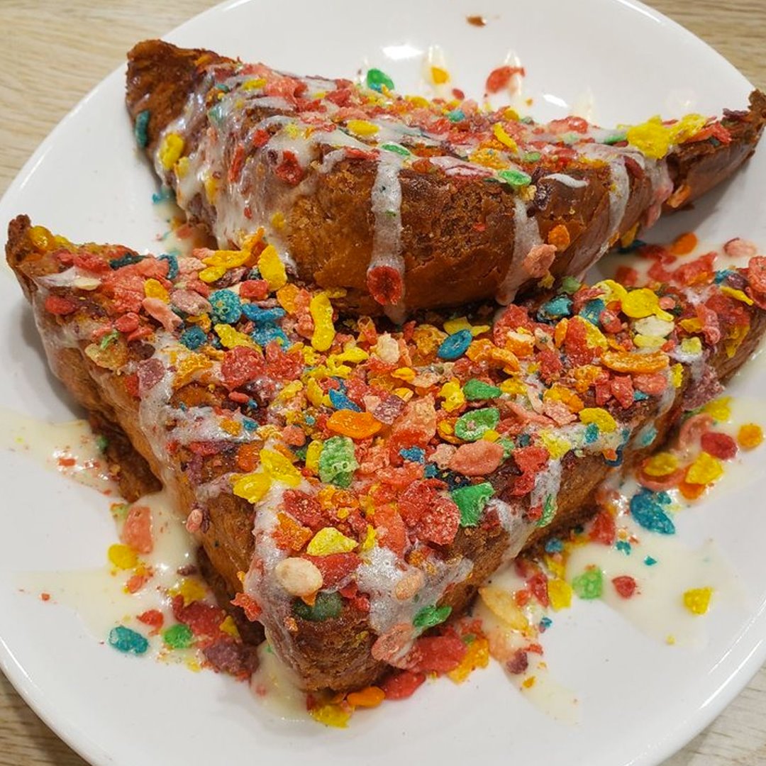 Order Cereal Killer French Toast food online from Honeyberry Cafe store, South Elgin on bringmethat.com