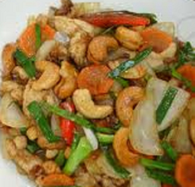 Order 63. Veggies Cashew food online from Sea Thai store, Seattle on bringmethat.com