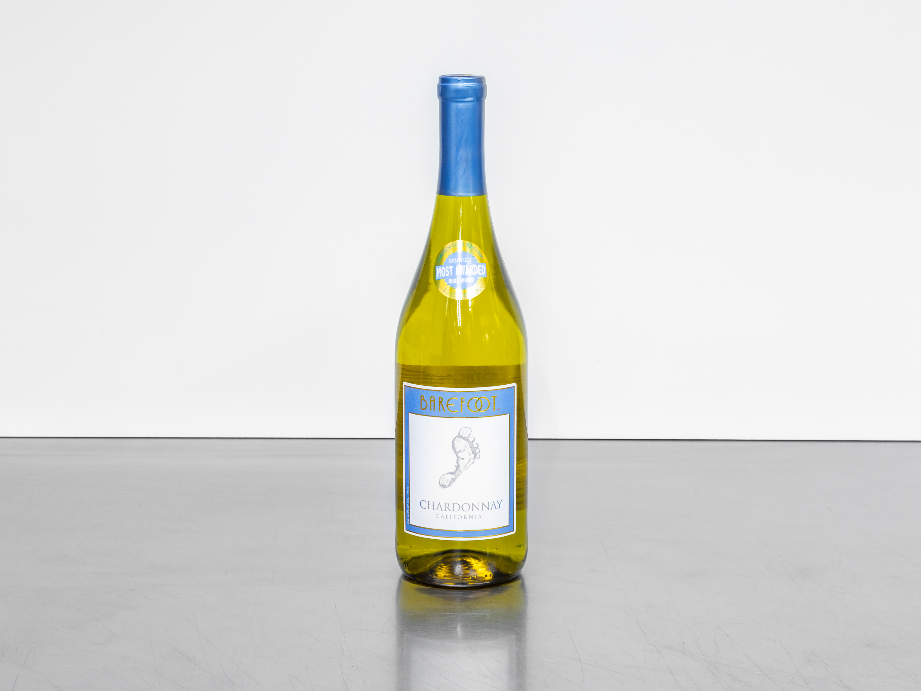Order Barefoot Chardonnay 1.5 Liter food online from In The Zone V store, Phoenix on bringmethat.com