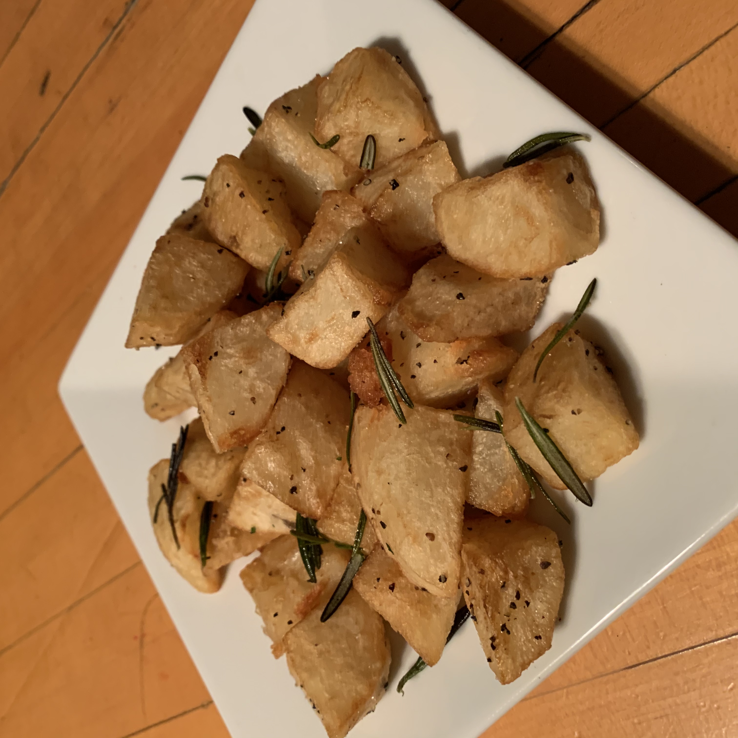 Order Roasted Rosemary Potatoes food online from Ringolevio store, Brooklyn on bringmethat.com