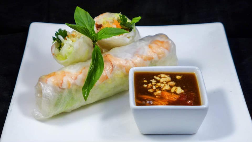 Order Fresh Spring Rolls food online from Cafe Trang Bistro store, American Fork on bringmethat.com