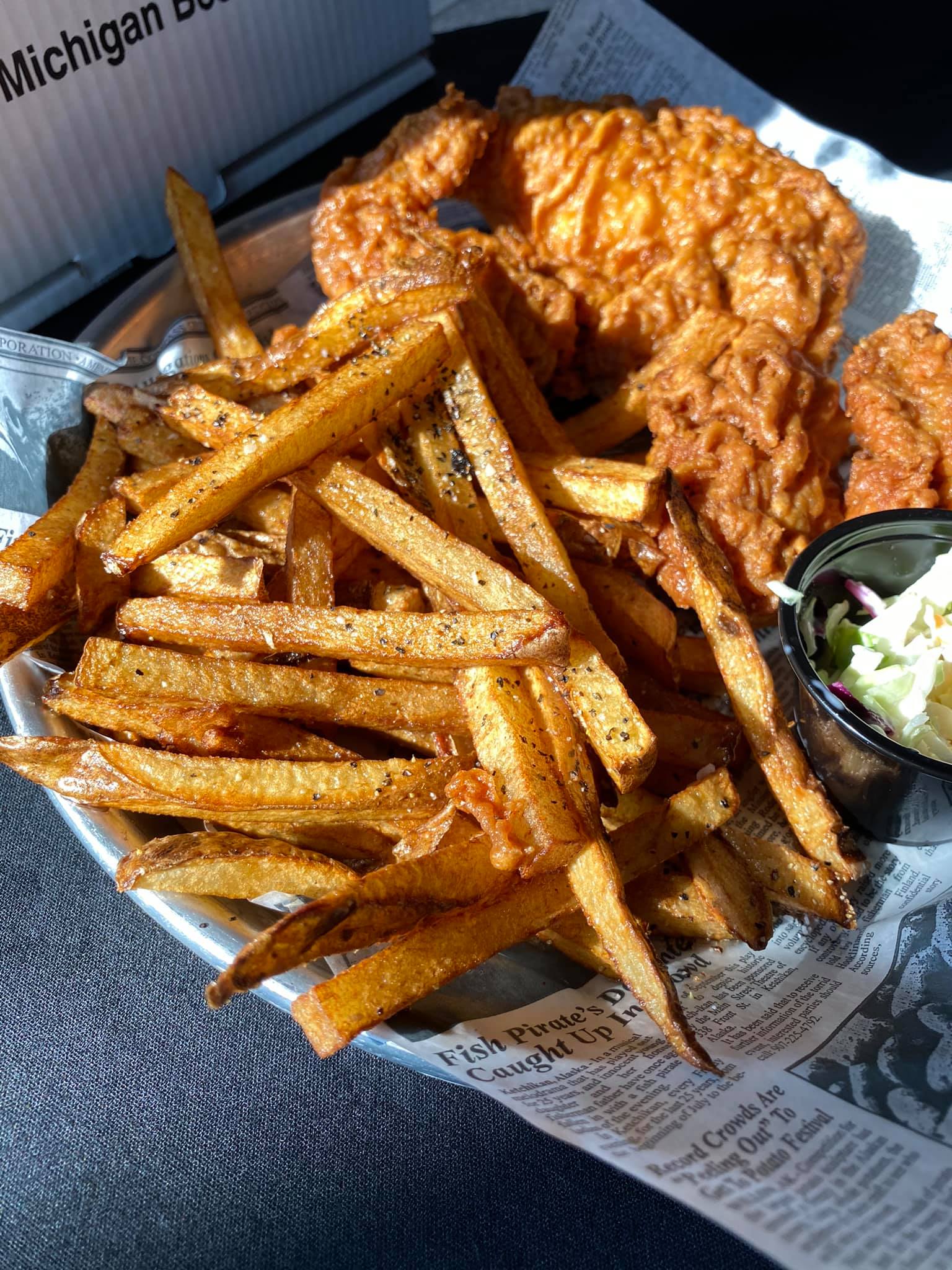 Order Chicken Tender and Fries food online from Brass Rail Pizza Bar store, Detroit on bringmethat.com