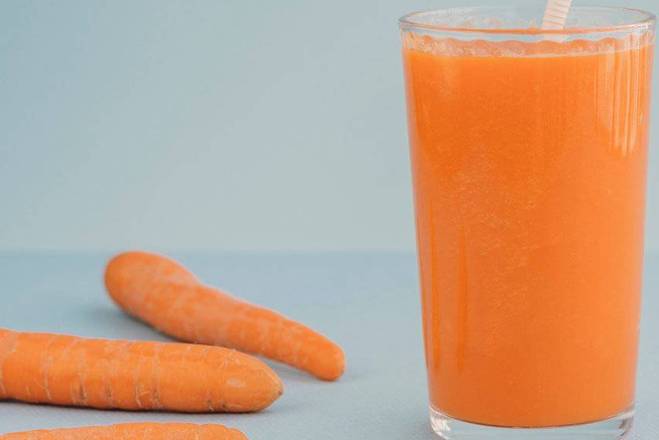 Order Carrot Juice food online from Romantica Cafe store, Dearborn on bringmethat.com