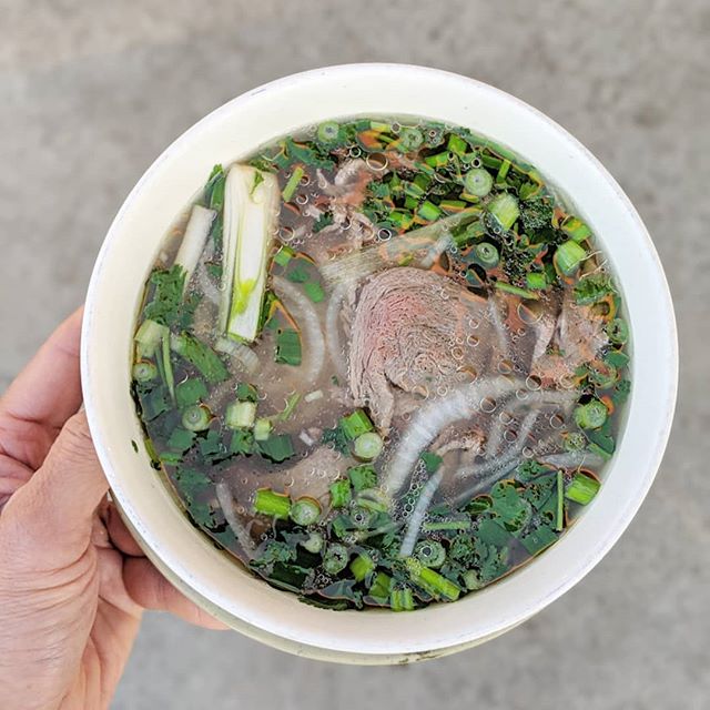 Order Pho Tai Filet Mignon Soup food online from Hue Oi store, Fountain Valley on bringmethat.com