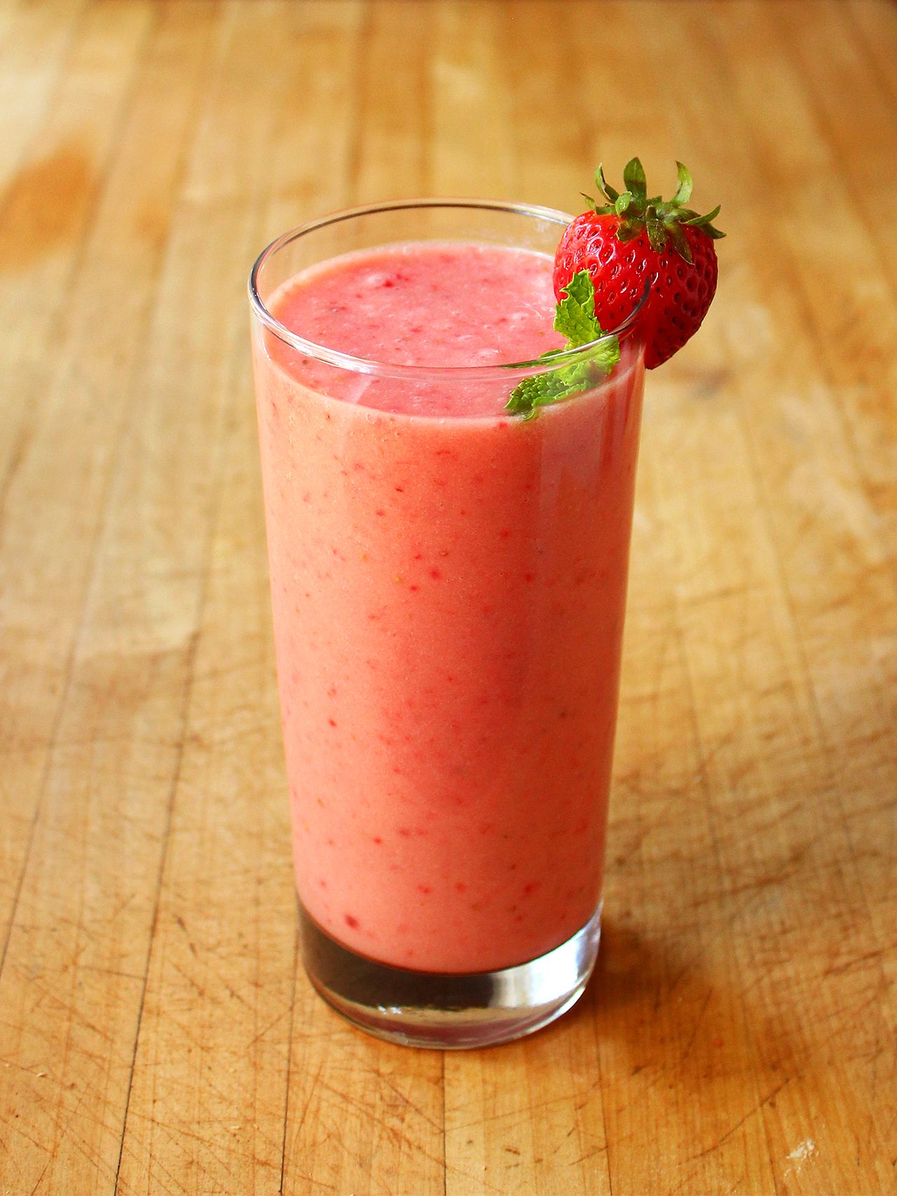 Order Strawberry and Pineapple and Coconut Smoothie food online from Sweet & Fresh store, Atlanta on bringmethat.com