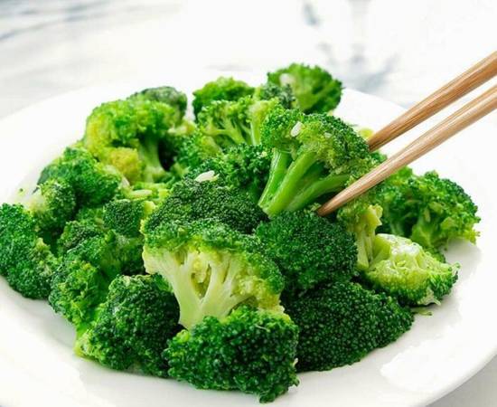 Order Sauteed Broccoli w. Garlic food online from Style Sushi store, Union on bringmethat.com