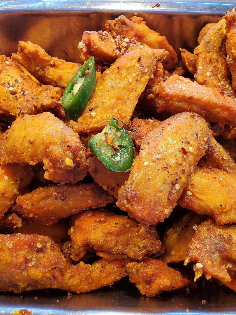 Order Jalapeno Chicken Wings (medium Tray 10 to 15 people) food online from Chinatown Express store, Los Angeles on bringmethat.com