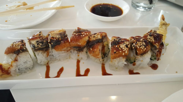 Order Dragon Roll food online from I Prive - Sushi Sake Spirits store, Burlingame on bringmethat.com