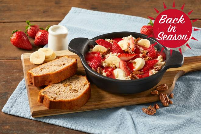 Order Strawberry Banana Oatmeal food online from Bob Evans store, Middletown on bringmethat.com