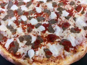 Order Lasagna Pizza food online from Yaghi Pizzeria store, San Antonio on bringmethat.com
