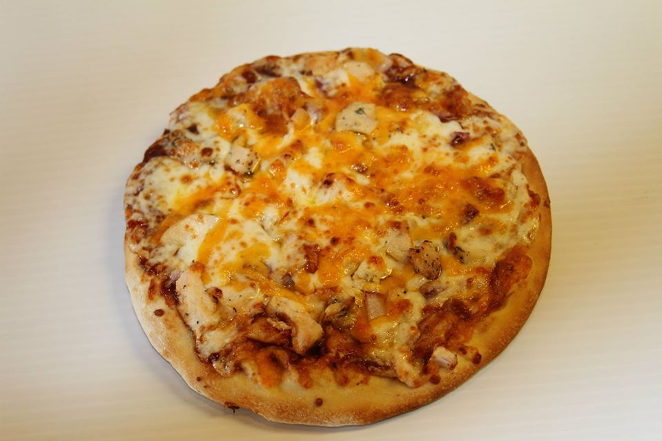 Order BBQ Chicken Pizza food online from Parkway Express Pizza, Subs, & More store, Lafayette on bringmethat.com