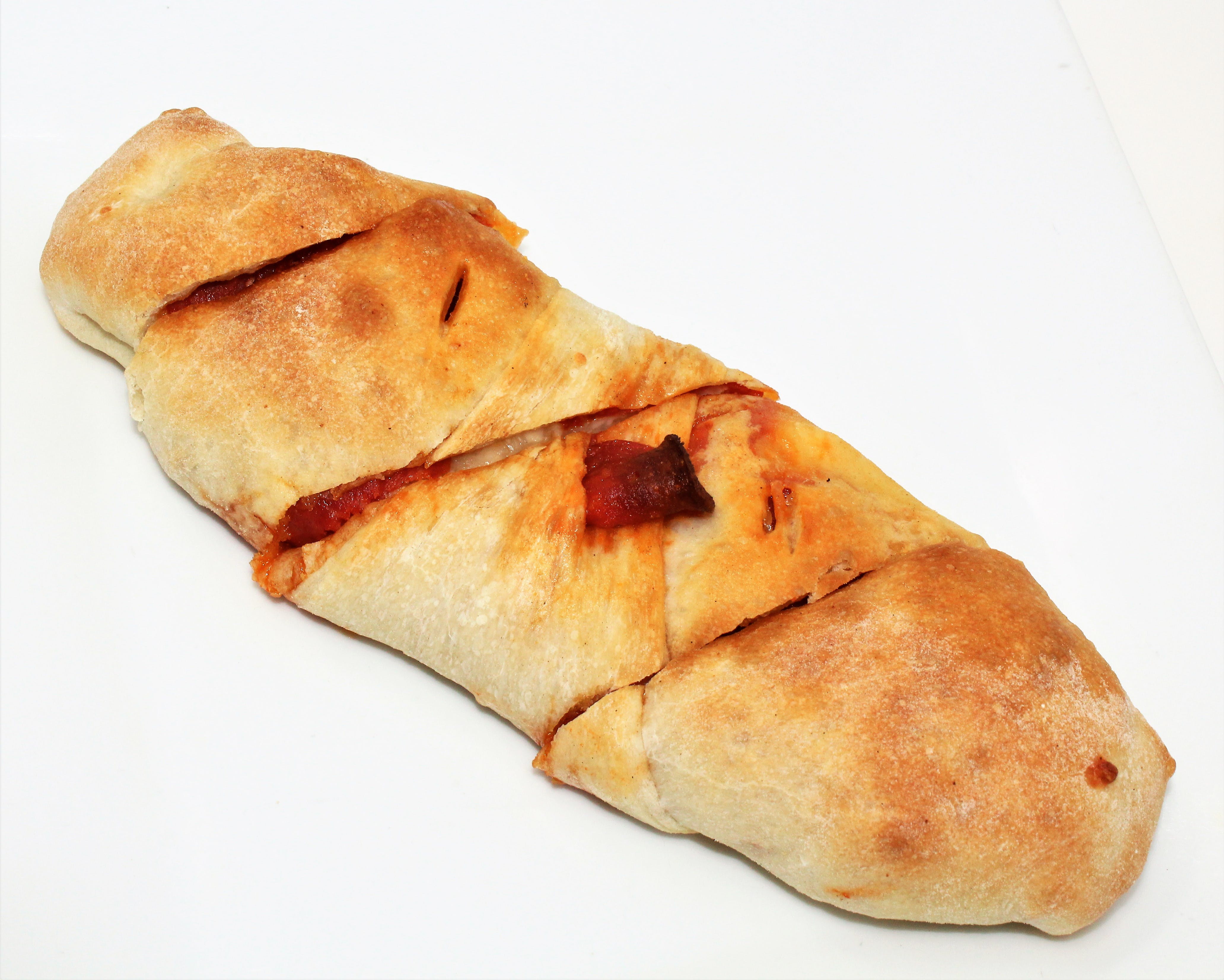 Order Pepperoni Roll - Large food online from Mona Lisa Pizzeria Ristorante store, Bayonne on bringmethat.com