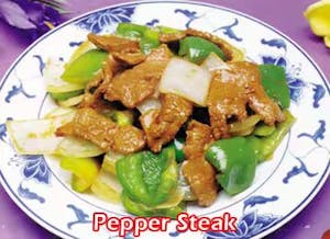 Order L9. Pepper Steak with Onion 青椒牛 food online from He Rui store, Oklahoma City on bringmethat.com