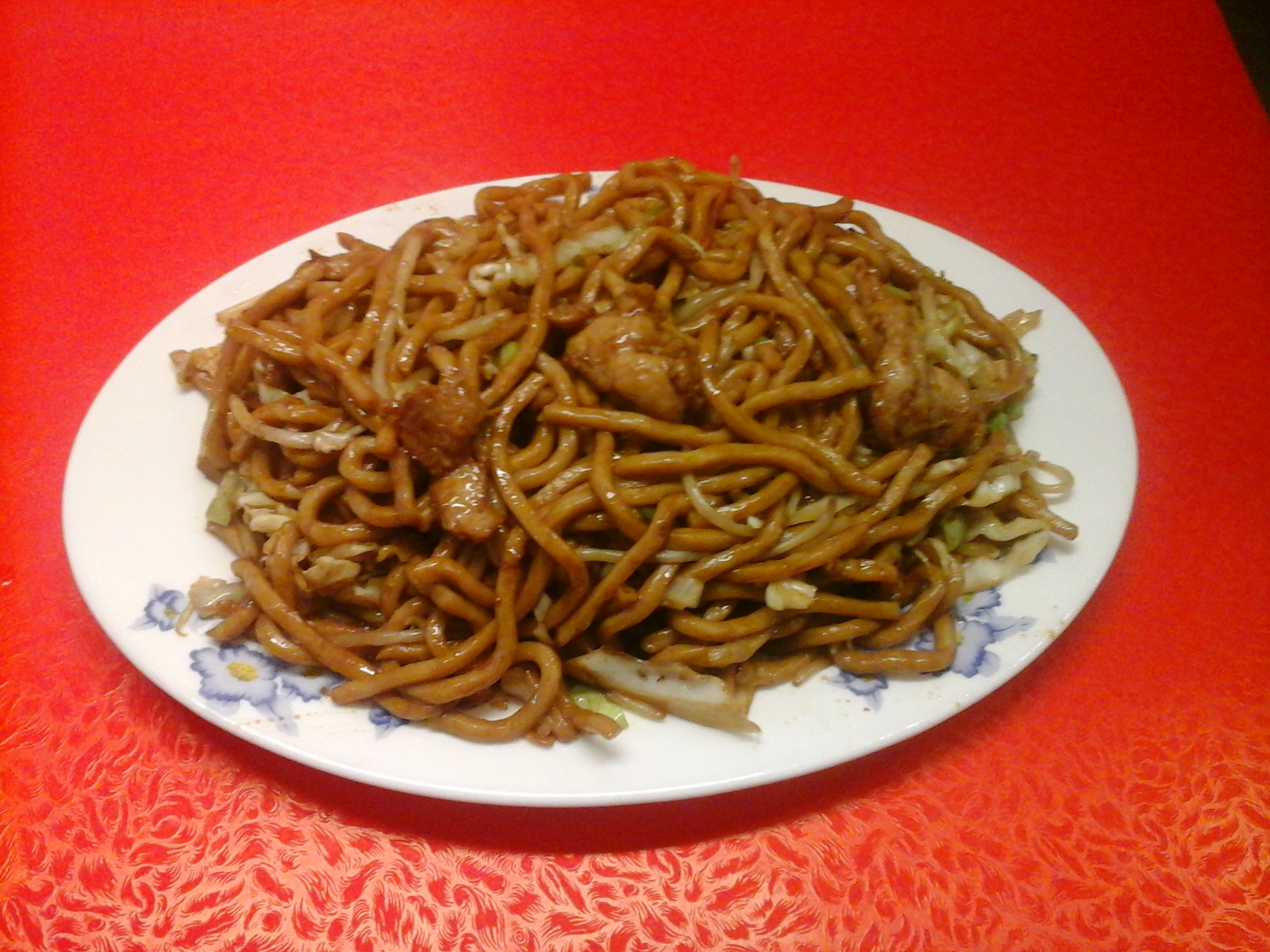 Order Beef Chow Mein food online from New Bamboo Kitchen store, Alameda on bringmethat.com