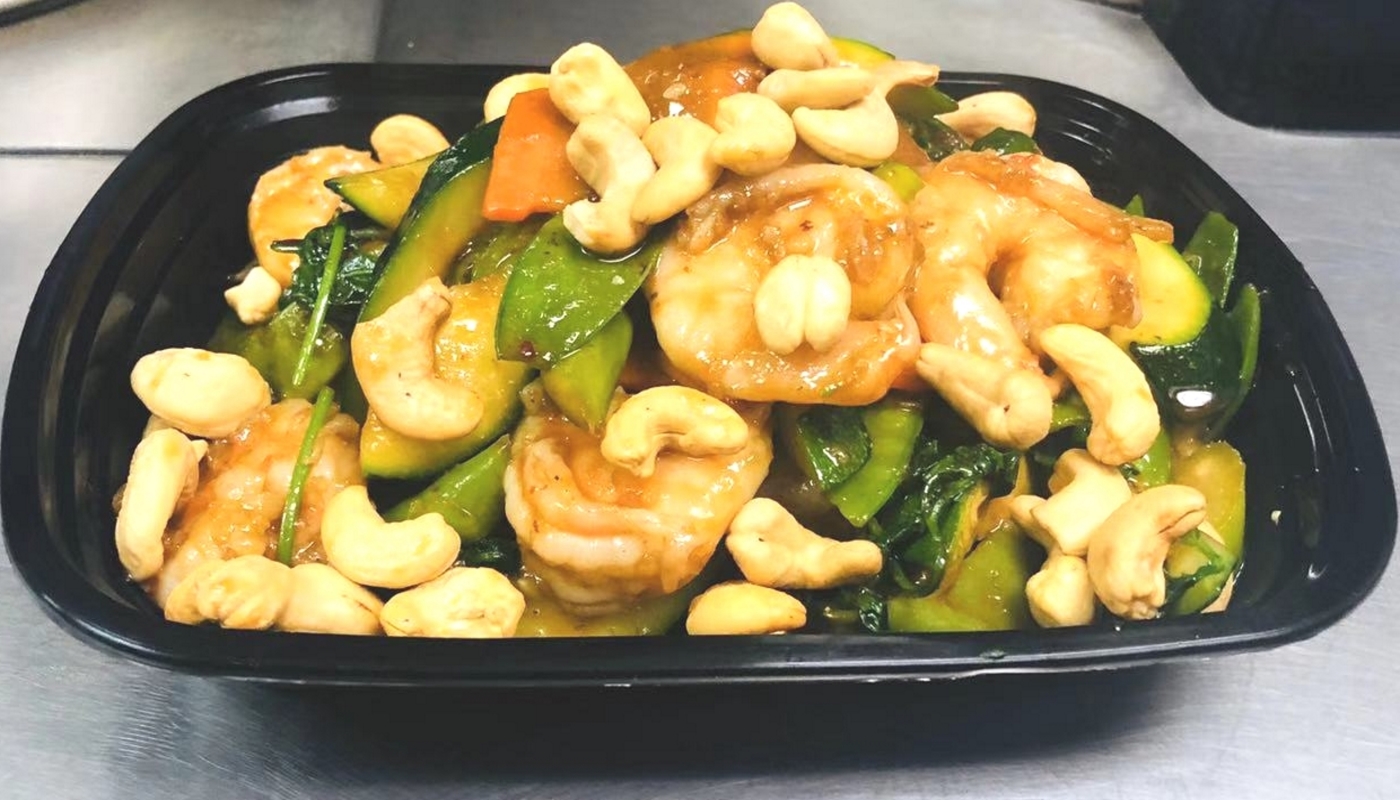 Order Shrimp with Cashew Nuts 腰果虾 food online from Sichuan Taste store, Cockeysville on bringmethat.com