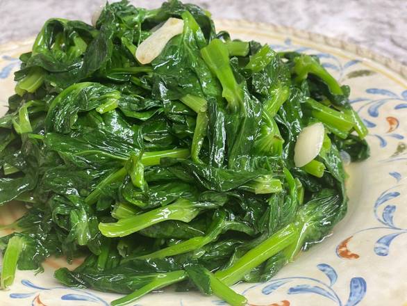 Order Stir-fried Pea Shoots With Garlic 蒜炒豆苗 food online from Uncle Chen's Chinese Restaurant store, State College on bringmethat.com