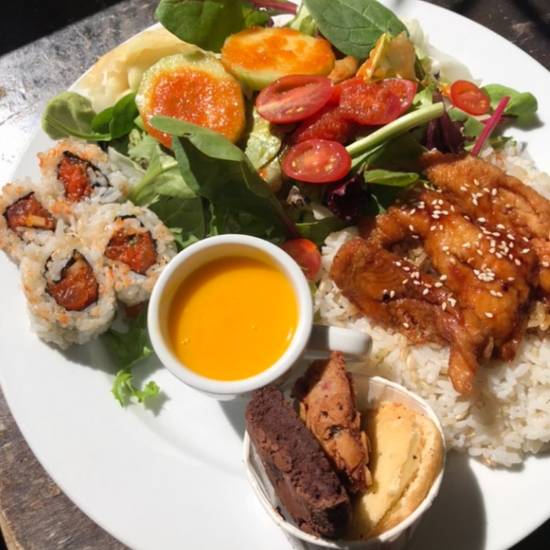Order Chicken Plate food online from Yuko Kitchen Dtla store, Los Angeles on bringmethat.com