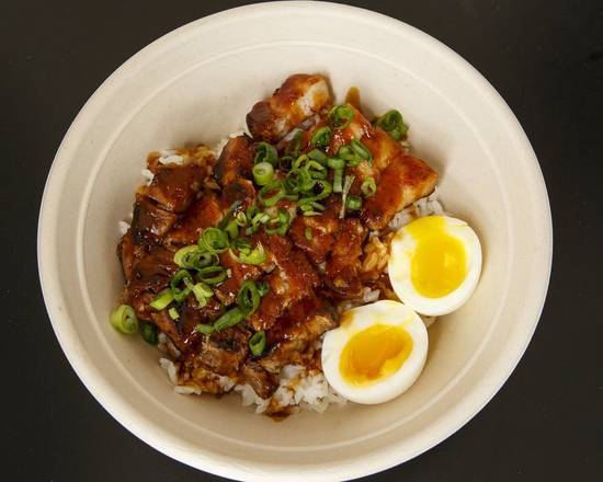 Order Adobo Bowl food online from Oi Asian Fusion store, San Diego on bringmethat.com