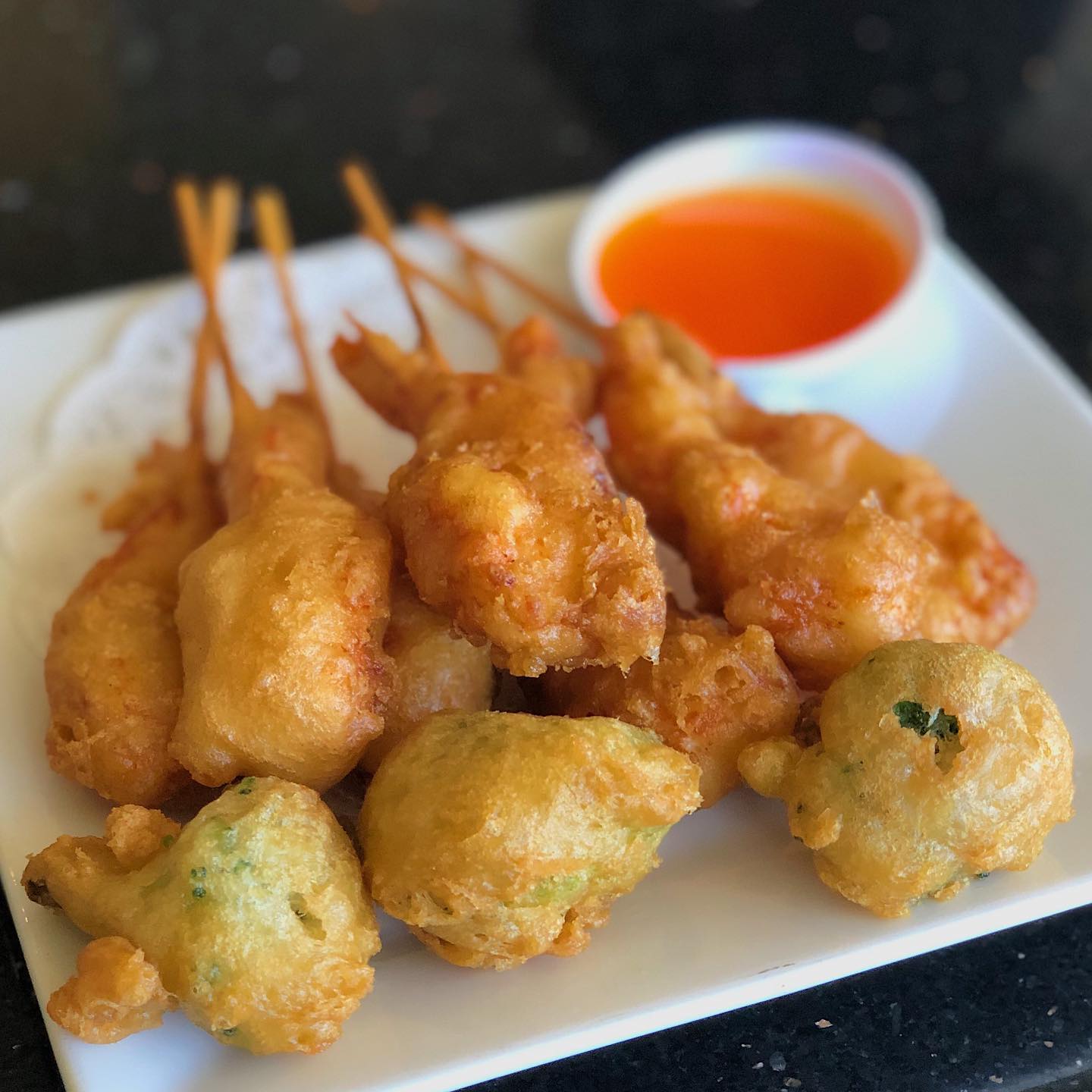 Order Fried Shrimp food online from Wanya Thai Restaurant store, Canyon Country on bringmethat.com