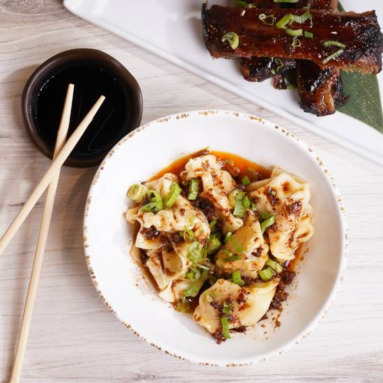 Order Red Chili Wontons food online from Sushi Maki store, Palmetto Bay on bringmethat.com
