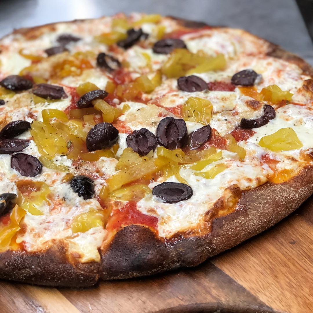Order Spicy Olive & Banana Pepper Pizza food online from Semolina Kitchen & Bar store, Medford on bringmethat.com