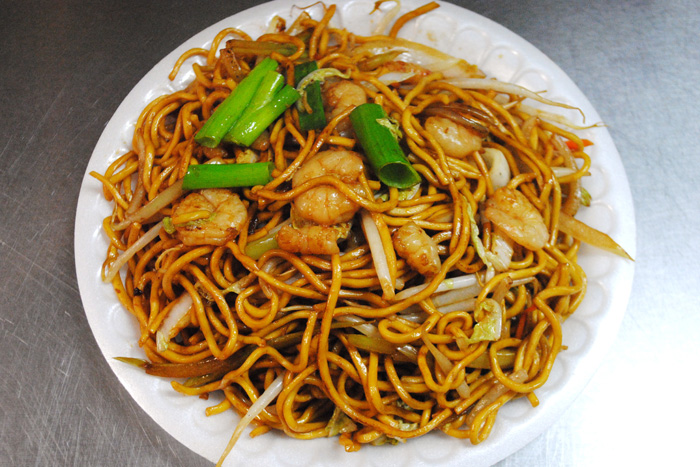 Order Shrimp Lo Mein food online from Hong Kong 888 Cafe store, Roslindale on bringmethat.com