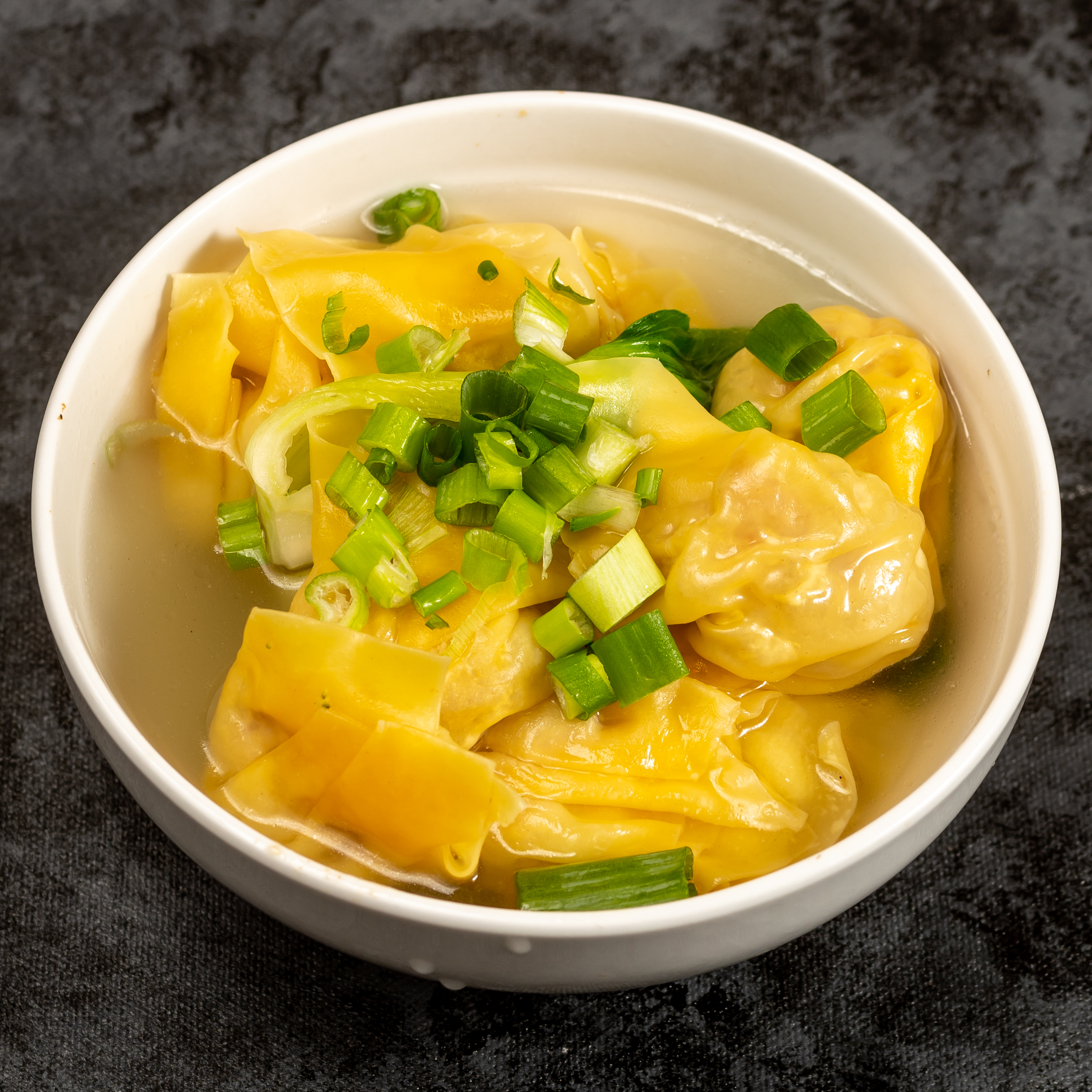 Order 11. Wonton Soup 云吞汤 food online from Yen Ching Chinese Restaurant store, Naperville on bringmethat.com