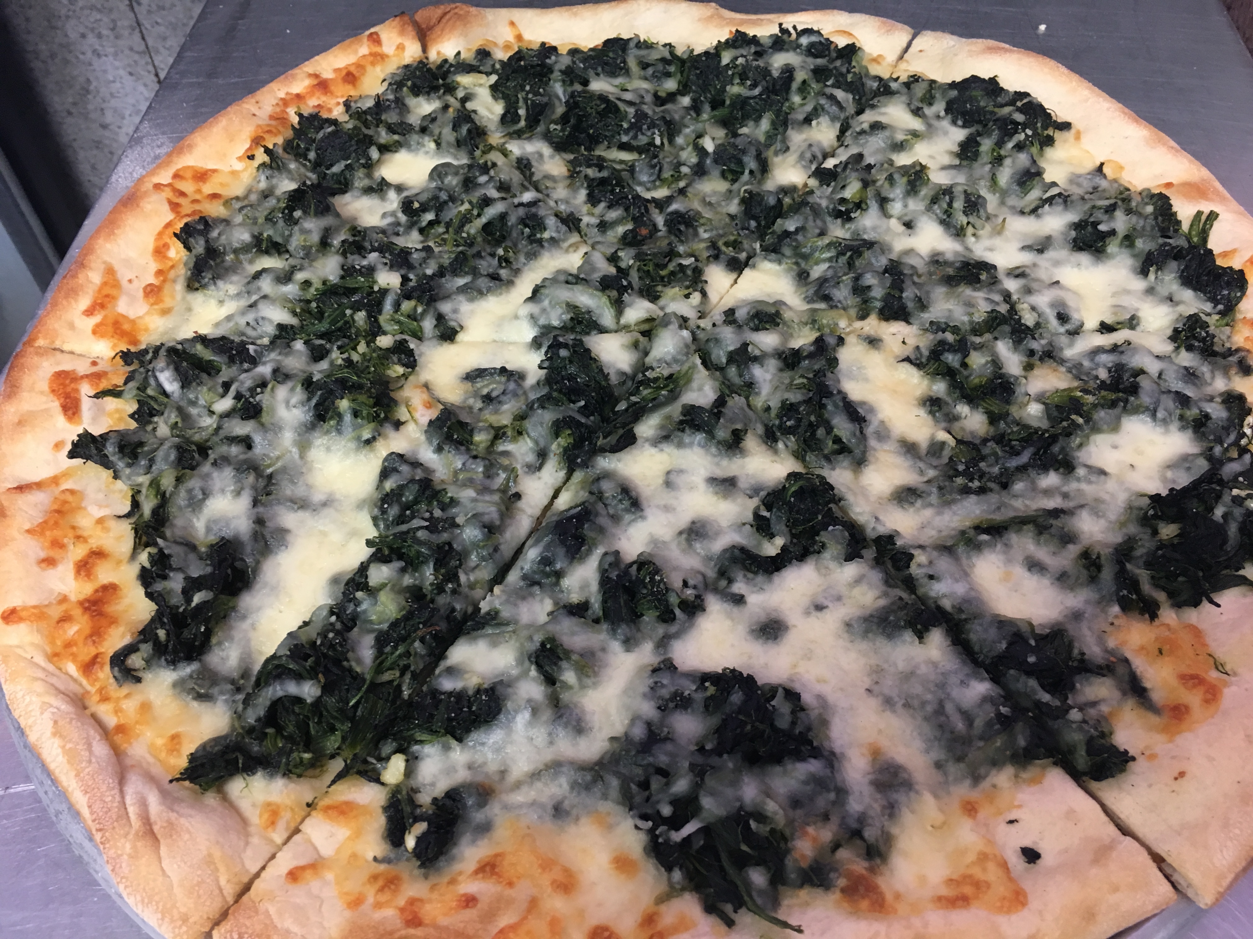 Order Spinach Pizza food online from Silvio Restaurant & Pizzeria store, Thornwood on bringmethat.com