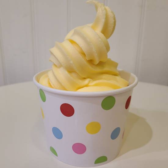 Order Dole Pineapple food online from Joghurt Frozen Yogurt Haus store, Chino on bringmethat.com
