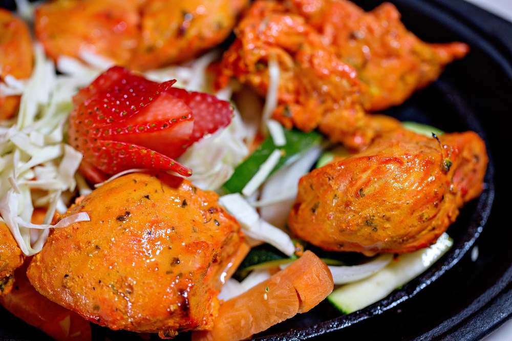 Order Chicken Tikka food online from Rajput Indian Cuisine store, Suffolk on bringmethat.com