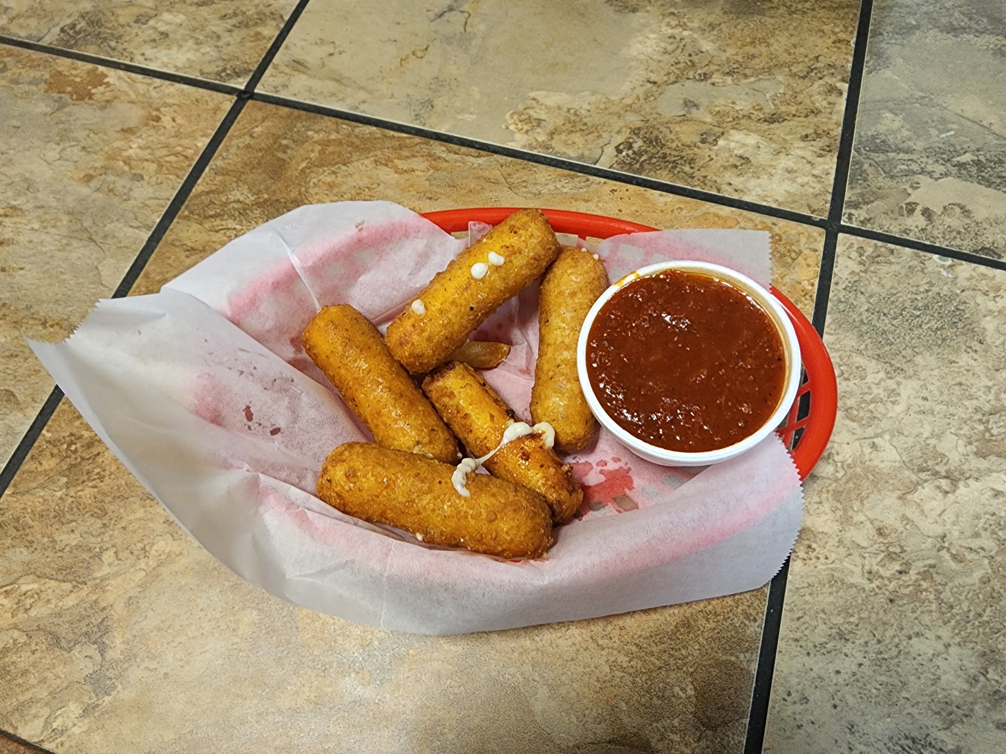 Order Mozzarella Sticks - 5 Pieces food online from Roma Pizza store, Hellertown on bringmethat.com