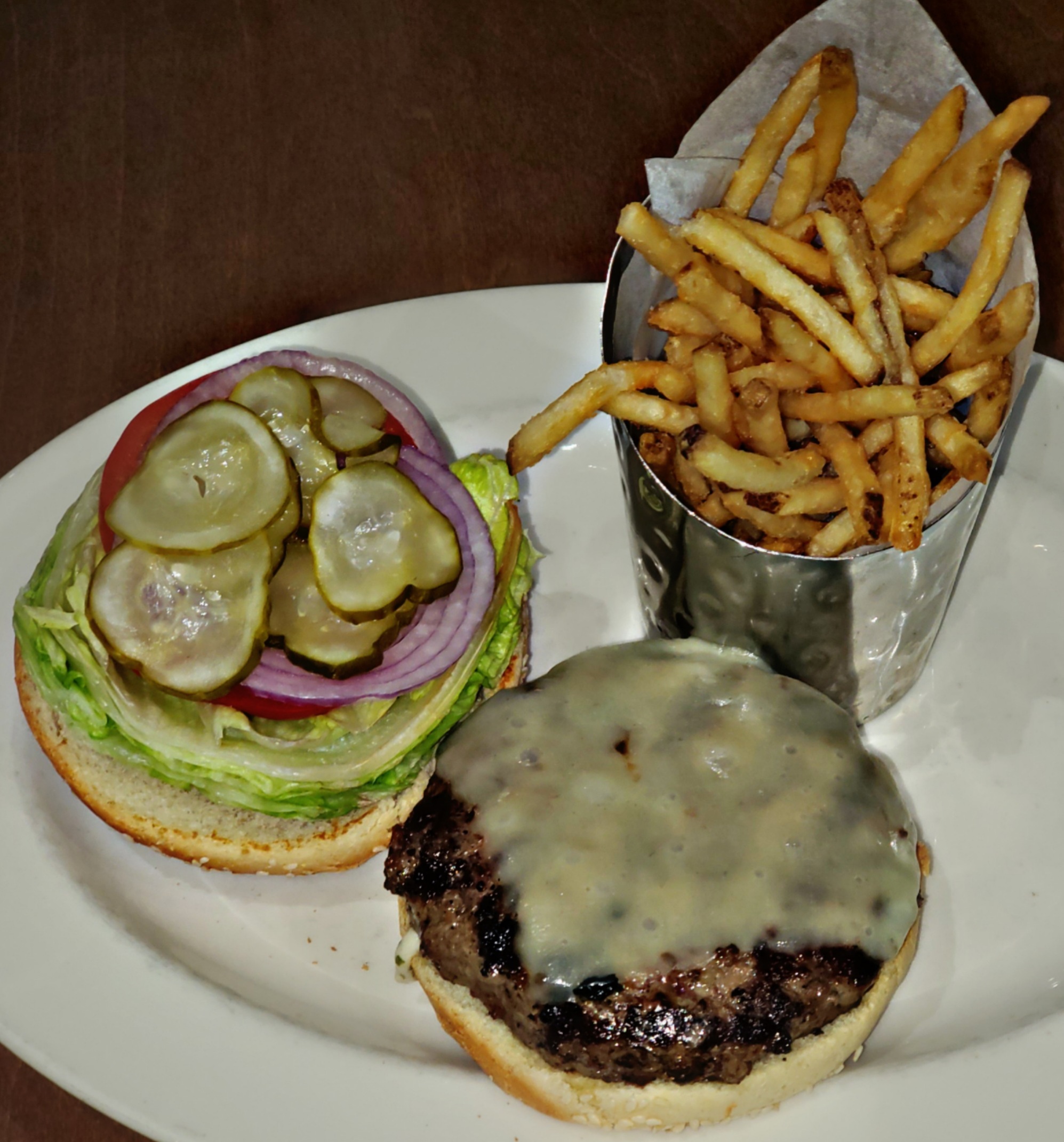 Order Wagyu Burger  food online from Dinah Poolside Restaurant store, Palo Alto on bringmethat.com