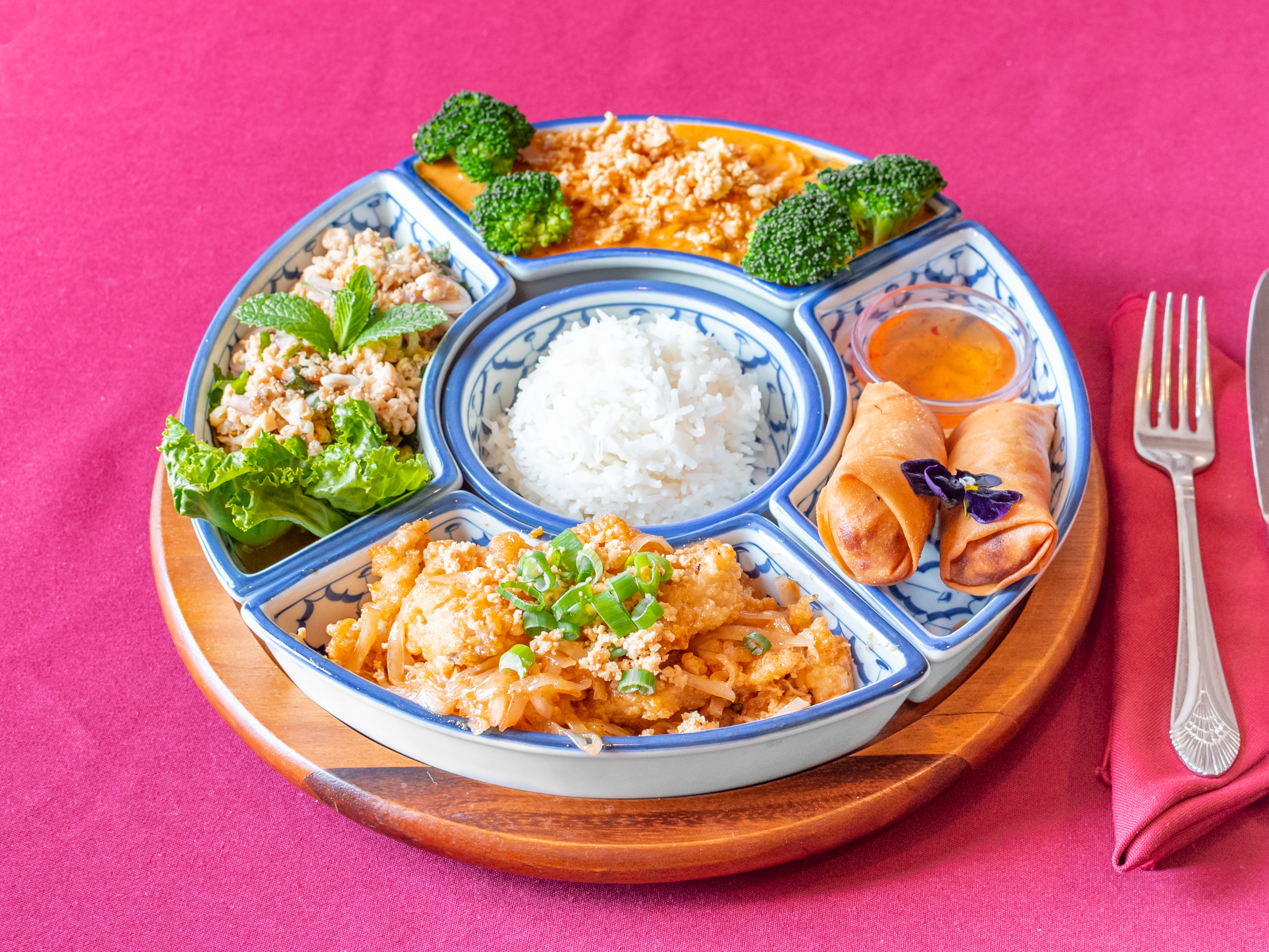 Order Kantok Platter food online from Siam Classic store, Manassas on bringmethat.com