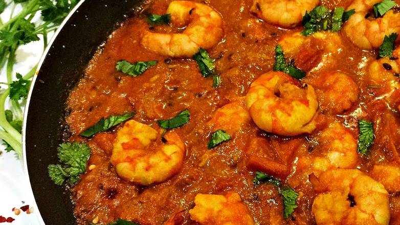 Order Traditional Shrimp Curry food online from Taj Palace store, Las Vegas on bringmethat.com