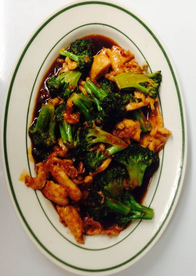 Order CH2. Chicken with Broccoli food online from Hyo dong gak store, New York on bringmethat.com