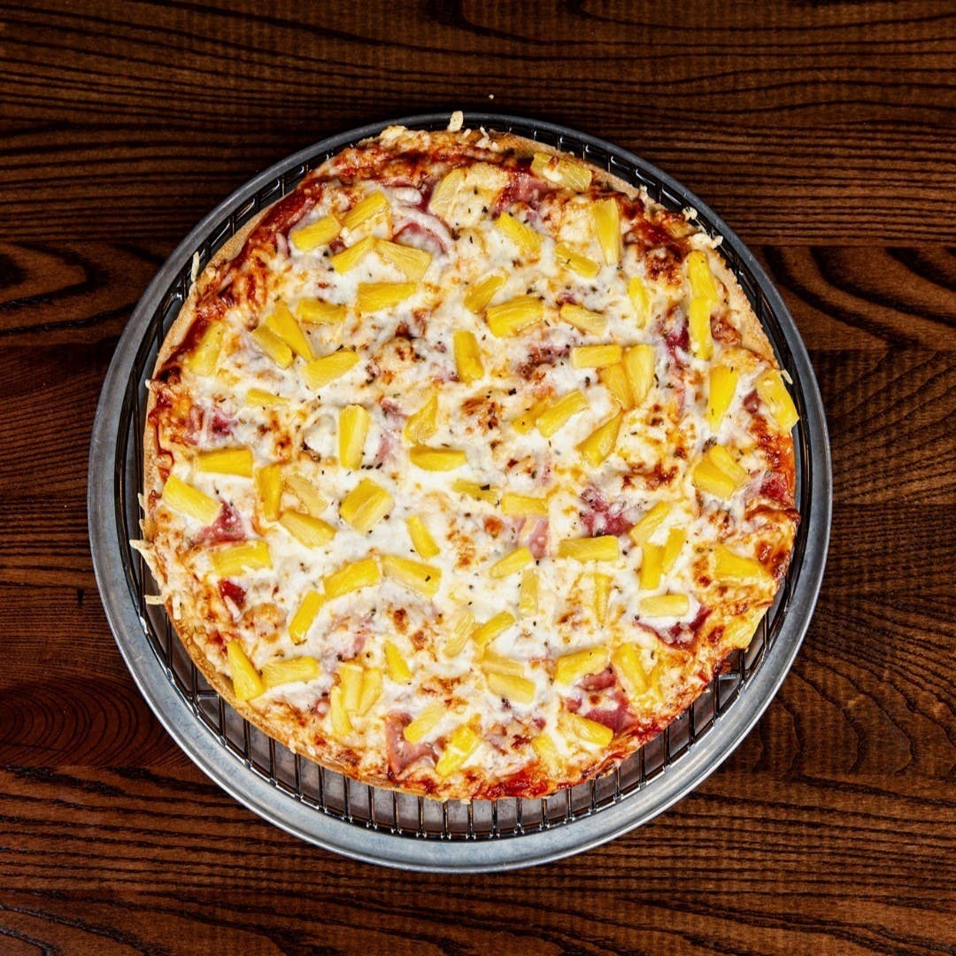 Order 28. Hawaiian Pizza - Little 6'' food online from Aurelio's Pizza store, Chicago Heights on bringmethat.com