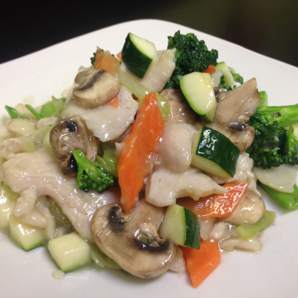Order Chicken with Mixed Vegetables food online from Cao's Kitchen Asian Bistro store, Orange on bringmethat.com