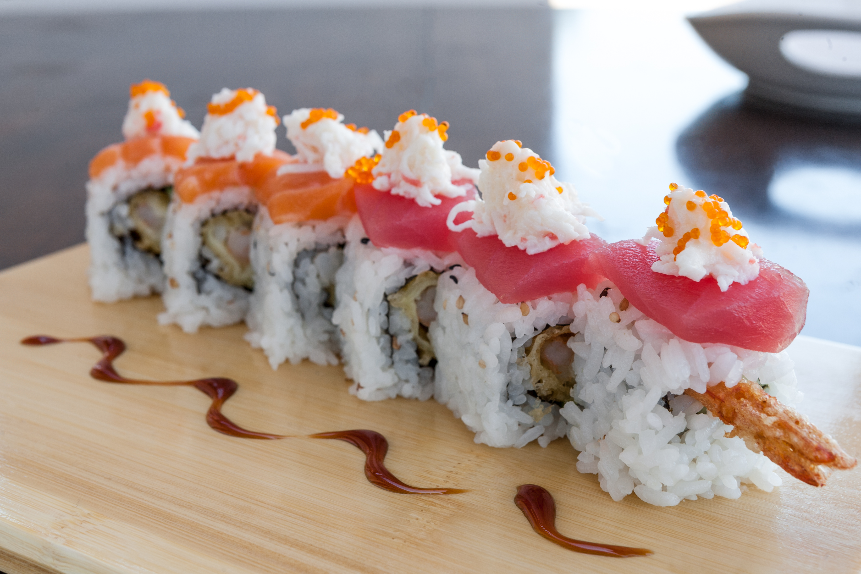 Order Titanic Roll food online from Yo Sushi store, Vallejo on bringmethat.com
